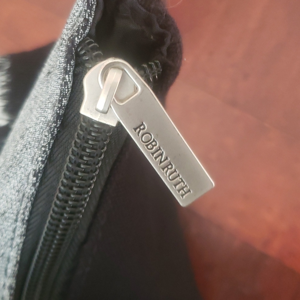 Robin Ruth Miami Beach Bag - Picture 3 of 16